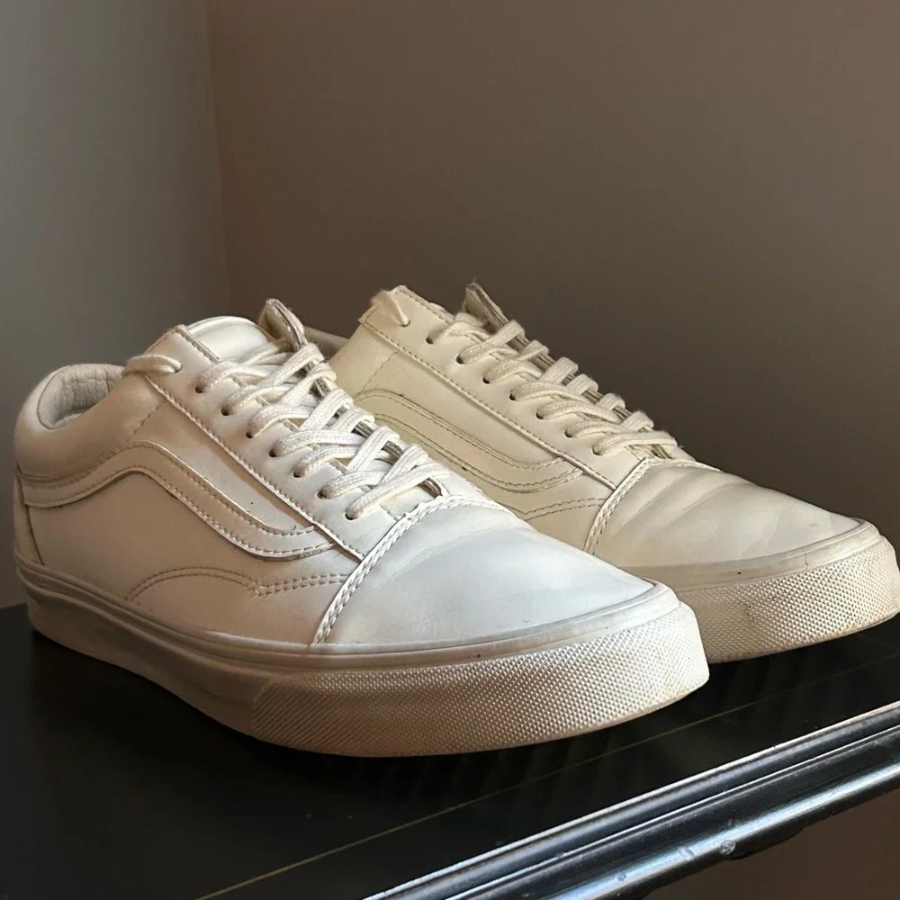 White Old Skool Vans Leather - Picture 1 of 5